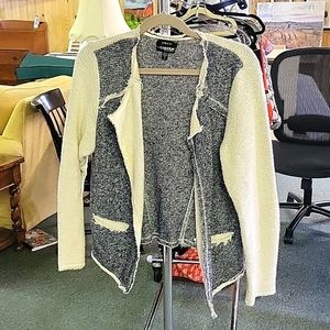 a pea in the pod cardigan, size M